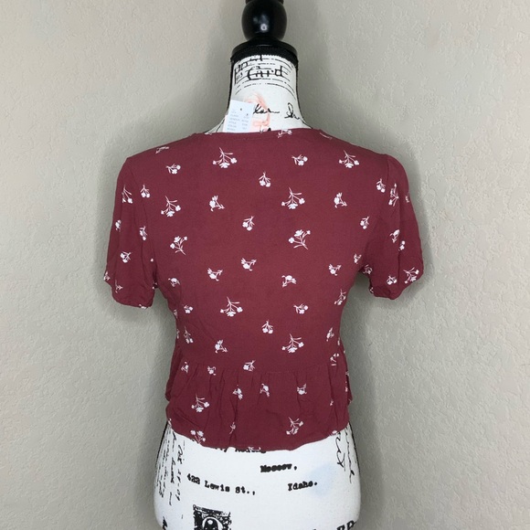 #72 NWT Lottie Moss (Pacsun) Tie Crop Top Size Medium - Picture 2 of 3